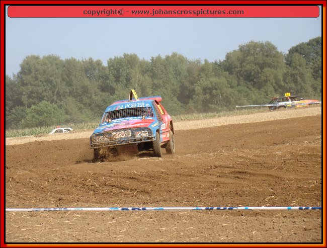 2009SCH-A-122.JPG