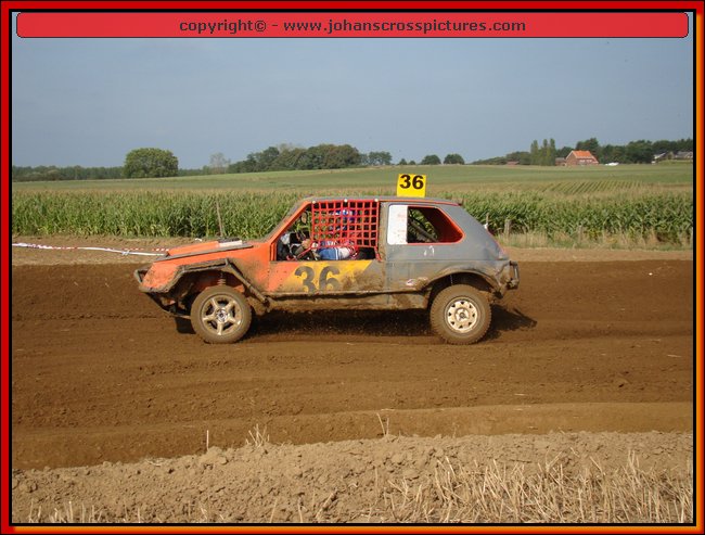 2009SCH-A-202.JPG