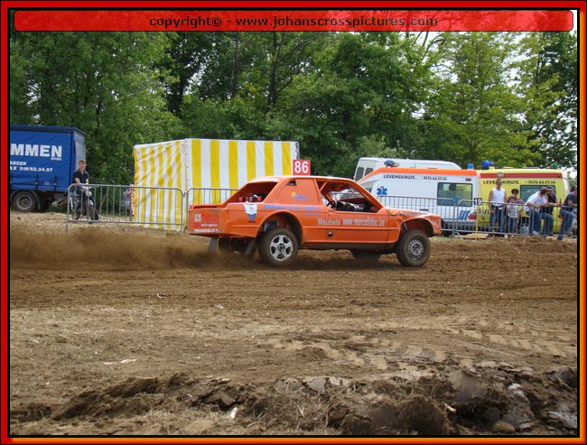 2009TIE-A-114.JPG