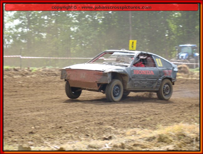 2009TIE-A-145.JPG