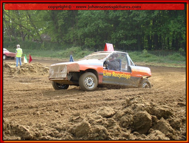 2009TIE-A-208.JPG