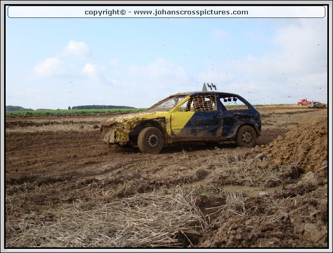 2010LEE-S-100.JPG