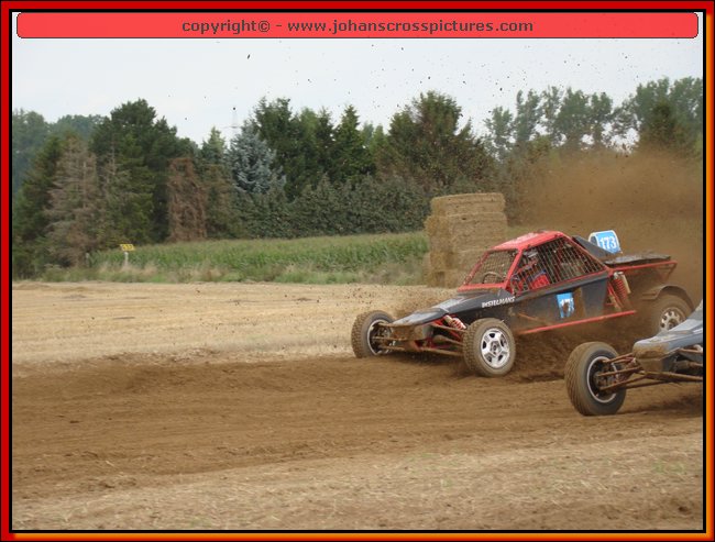 2010ROO-A-077.JPG