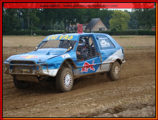 2010ROO-A-102.JPG