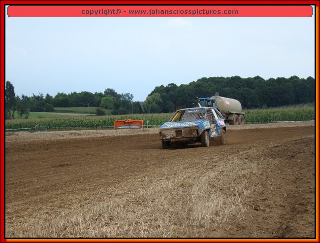 2010ROO-A-133.JPG