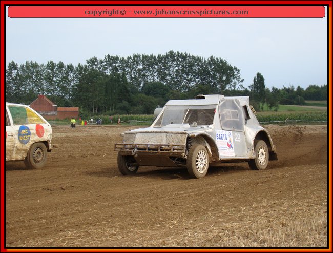 2010ROO-A-137.JPG
