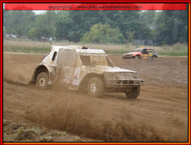 2010SCH-A-069.JPG