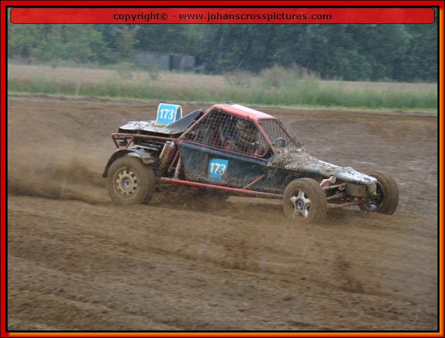 2010SCH-A-133.JPG