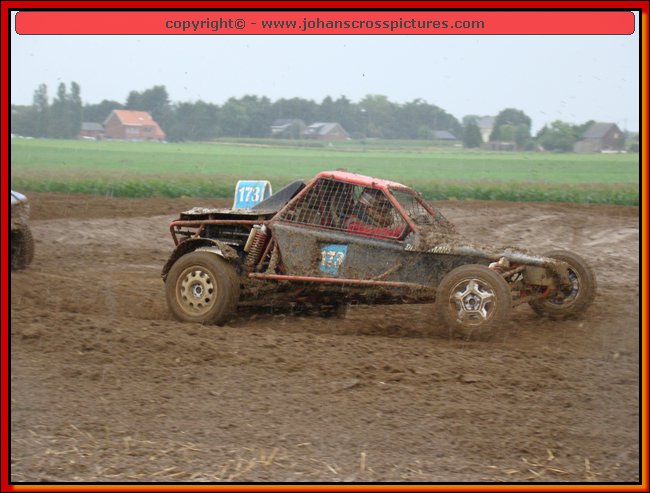 2010SCH-A-141.JPG