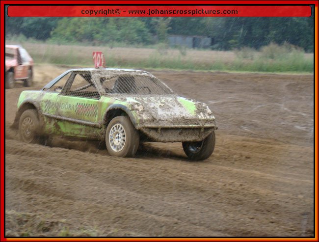 2010SCH-A-143.JPG