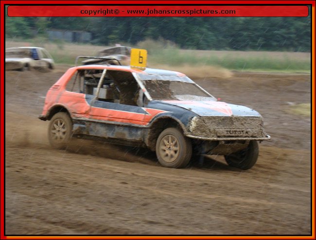 2010SCH-A-152.JPG