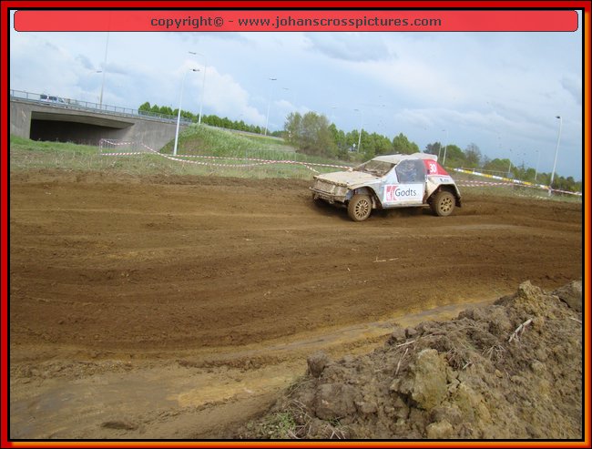 2010TIE-A-132.JPG