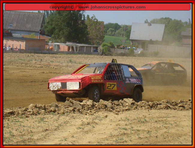 2011BEK-AX-061.JPG
