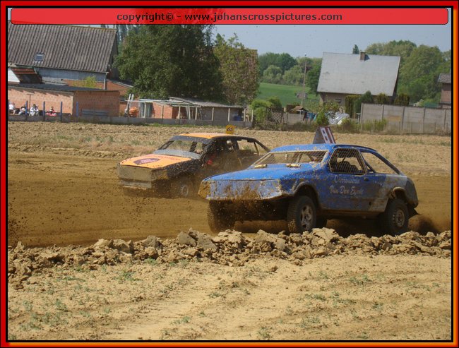 2011BEK-AX-062.JPG