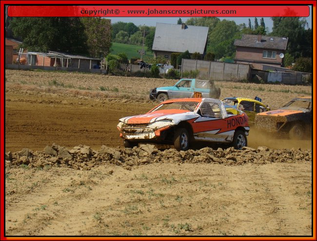 2011BEK-AX-063.JPG