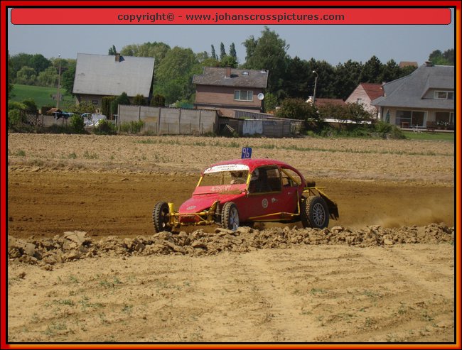 2011BEK-AX-070.JPG