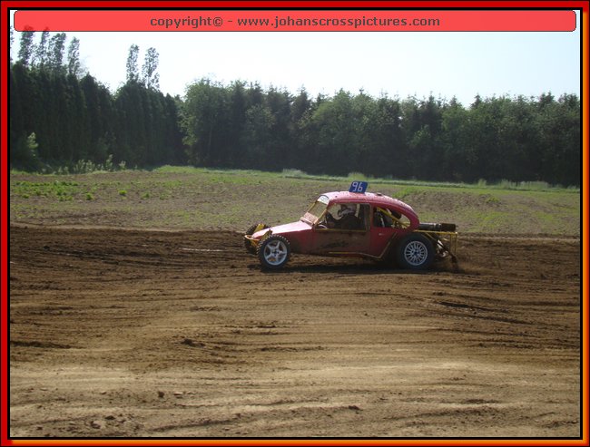 2011BEK-AX-073.JPG