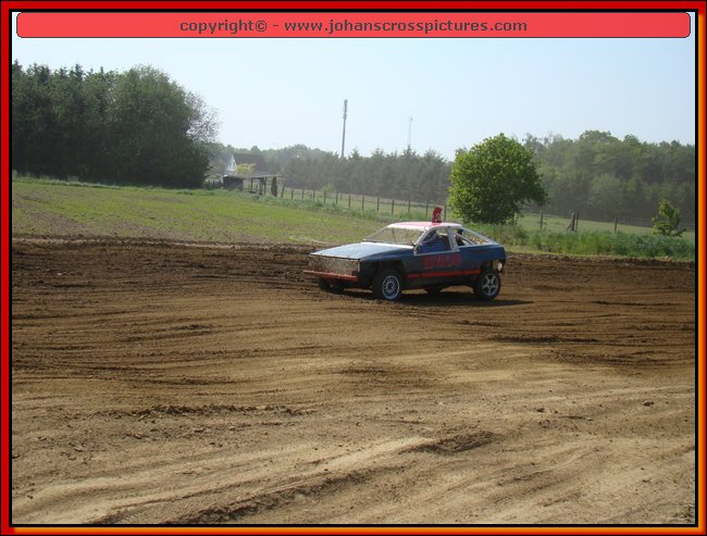 2011BEK-AX-074.JPG