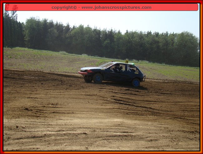 2011BEK-AX-076.JPG