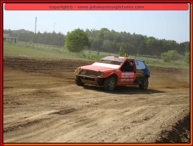 2011BEK-AX-080.JPG