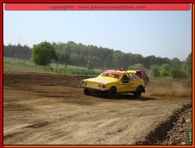 2011BEK-AX-082.JPG