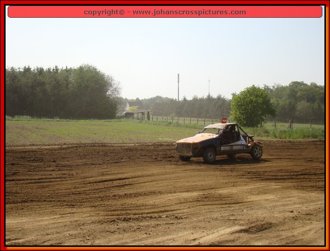 2011BEK-AX-089.JPG
