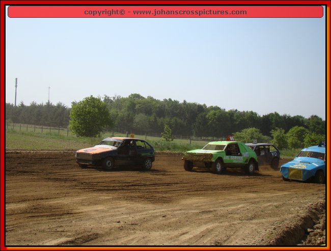 2011BEK-AX-092.JPG