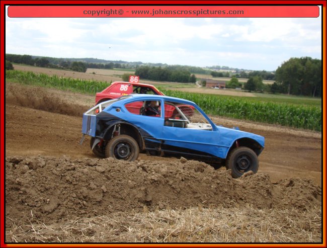 2011BIE-A-073.JPG
