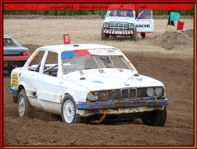 2011BIE-A-095.JPG