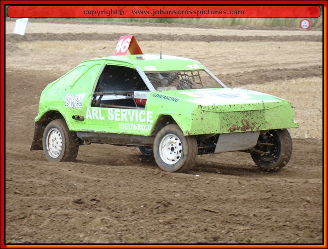 2011BIE-A-097.JPG