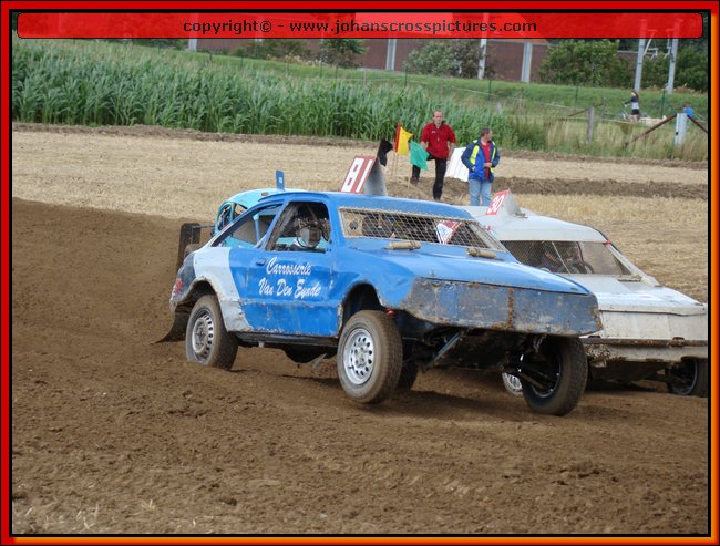 2011BIE-A-112.JPG
