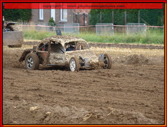 2011BIE-A-154.JPG