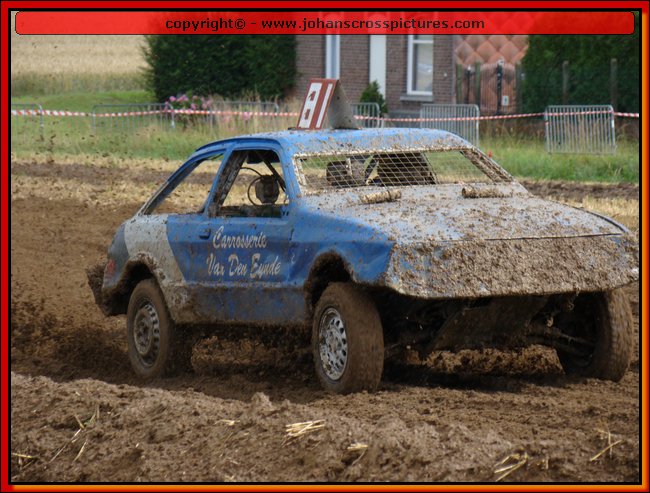 2011BIE-A-156.JPG