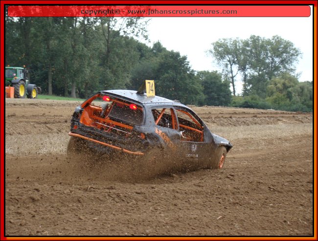 2011LUB-A-123.JPG