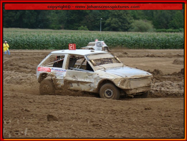 2011LUB-A-140.JPG