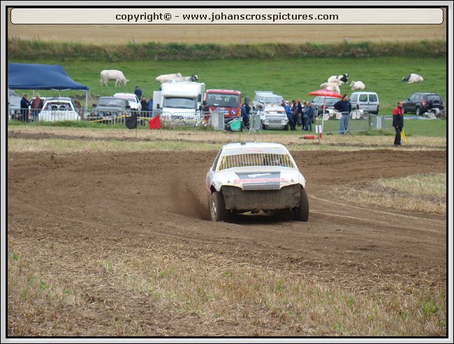 2011SMH-S-145.JPG