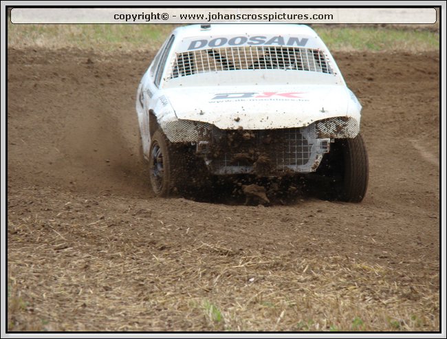 2011SMH-S-156.JPG