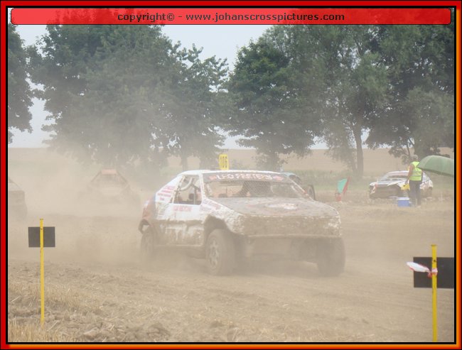 2012LAN-A-202.JPG