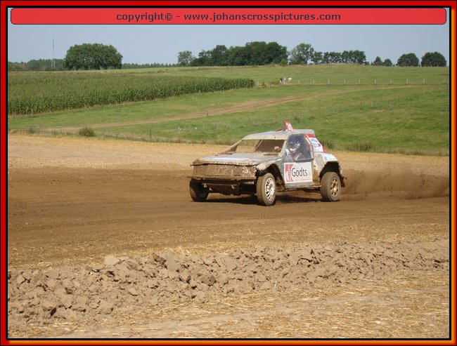 2012SCH-A-132.JPG