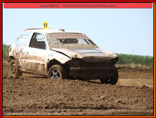 2012SCH-A-232.JPG