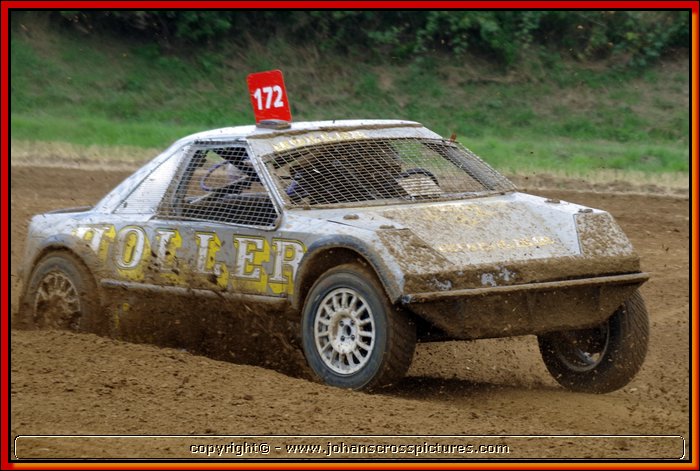 2013SCH-AX-099.JPG