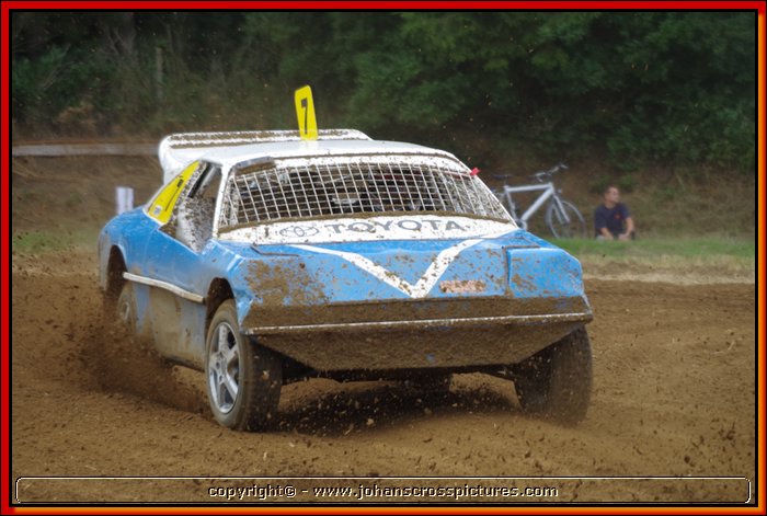 2013SCH-AX-106.JPG