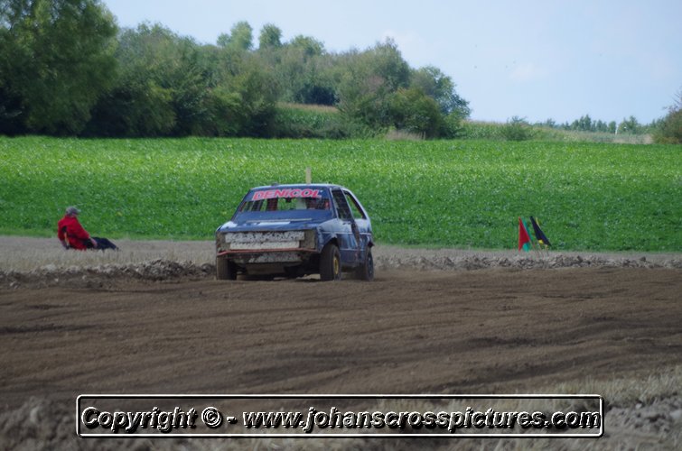2014OUT-AX-118.JPG