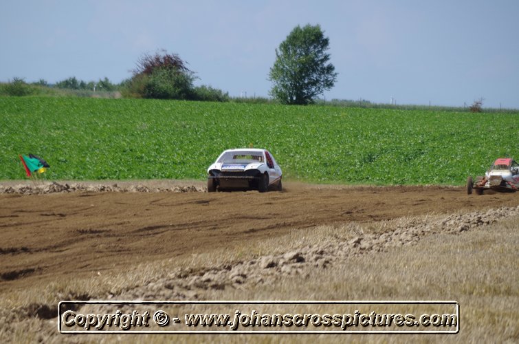 2014OUT-AX-133.JPG