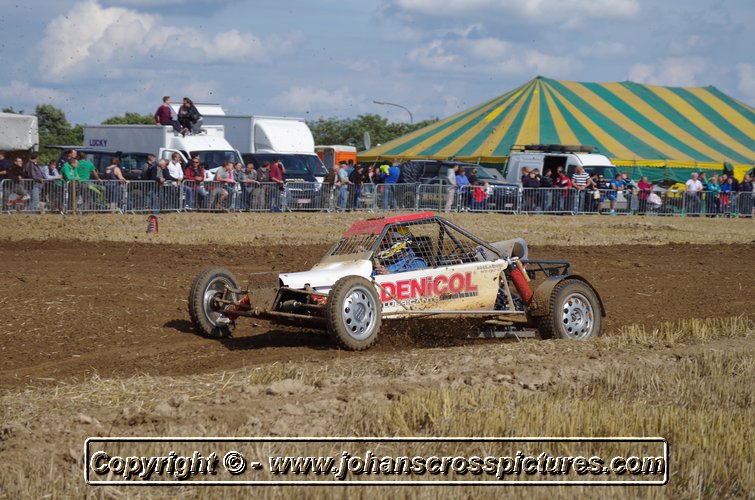 2014OUT-AX-188.JPG