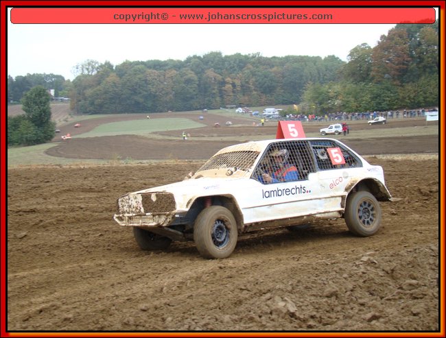 2011LIN-A-105.JPG
